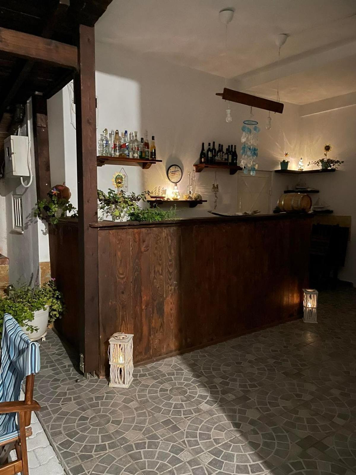 Apart-hotel Athina *