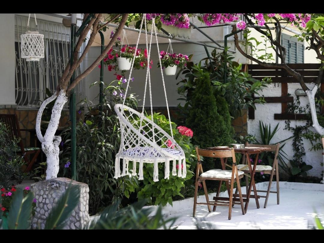Apart-hotel Athina