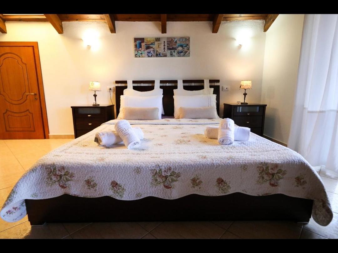 Apart-hotel Athina